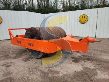 Towed Roller AVELING BARFORD COMPACTEUR TRACTE used