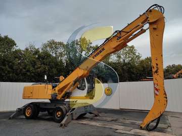 LIEBHERR A 924 C Litronic AVEC GRAPPIN used