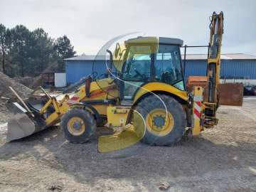 Tractopelle NEW HOLLAND B110B d'occasion