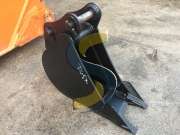 Trenching Bucket STRICKLAND 230mm - Axes 35mm used