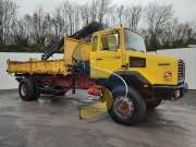 Camion Benne RENAULT GRUE C 260 TURBO d'occasion