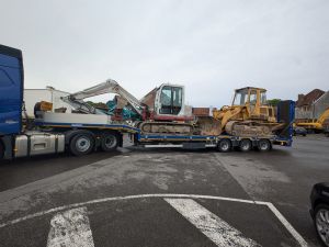 Arrivé takeuchi 175 + car 943