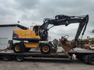 Départ Volvo EW160