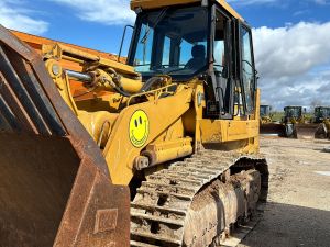 Départ Chargeuse sur chenilles Caterpillar 963